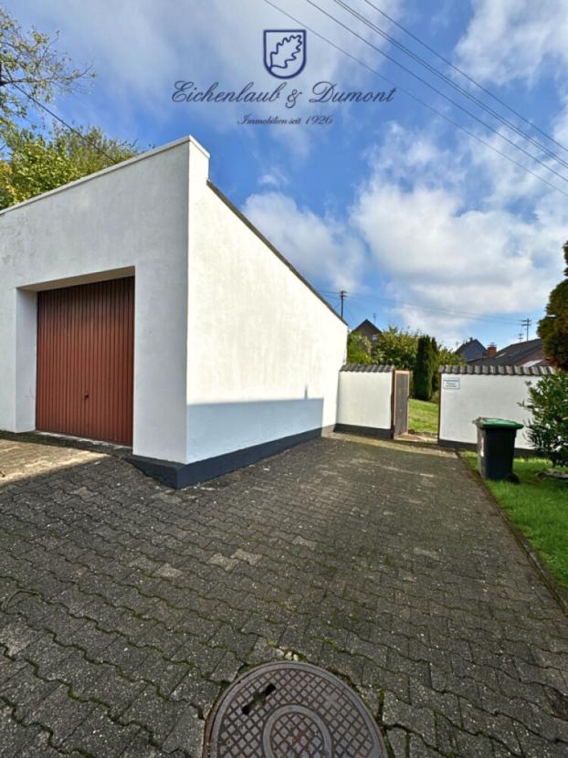 Garage + Stellplatz