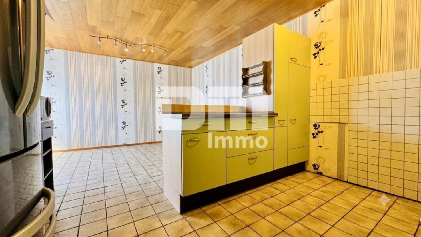 Wohnhaus EG Wohnküche mit Einbauküche