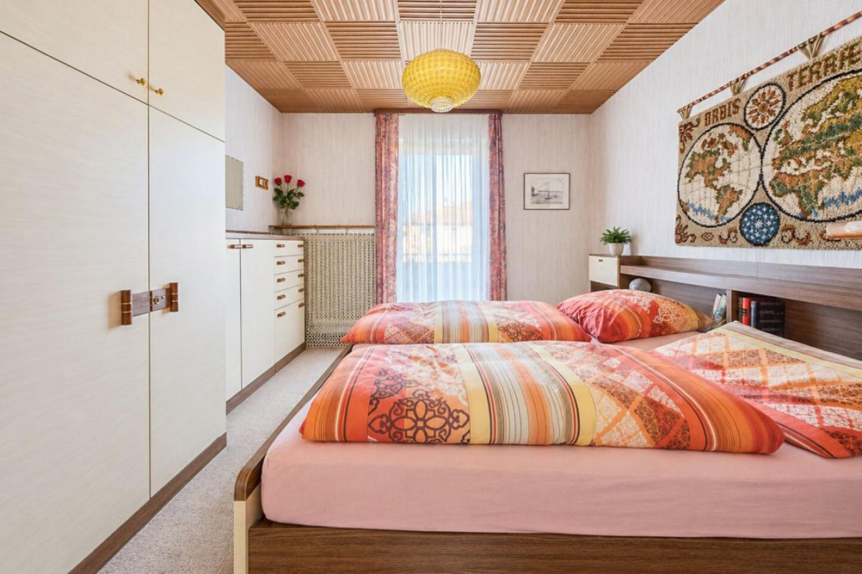 Schlafzimmer III