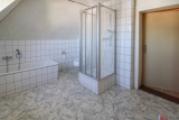 Badezimmer DG