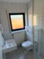 Bad mit Dusche OG