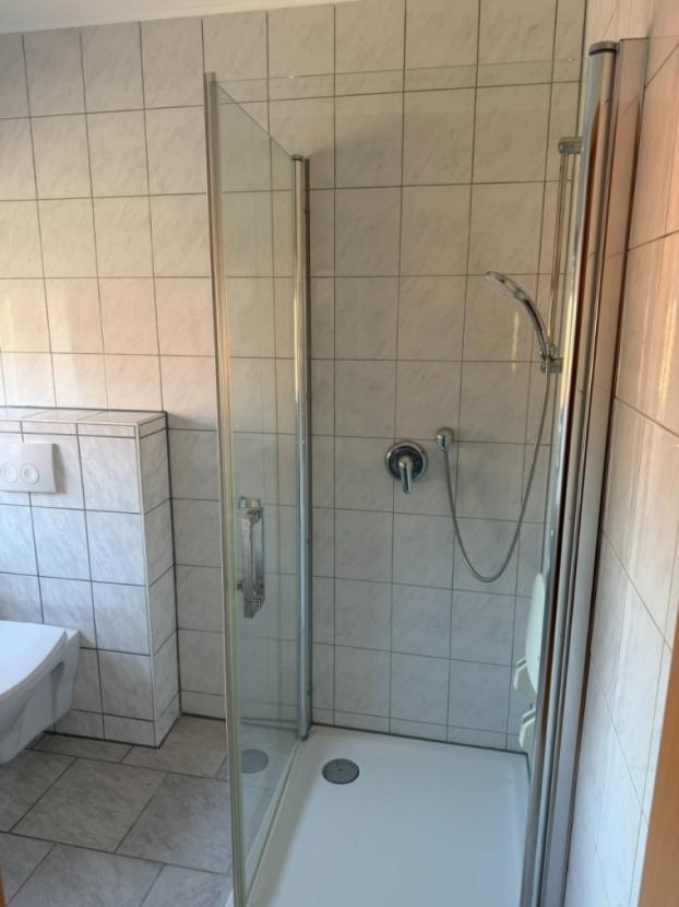 Bad mit Dusche OG