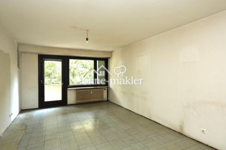 Zimmer Richtung Balkon