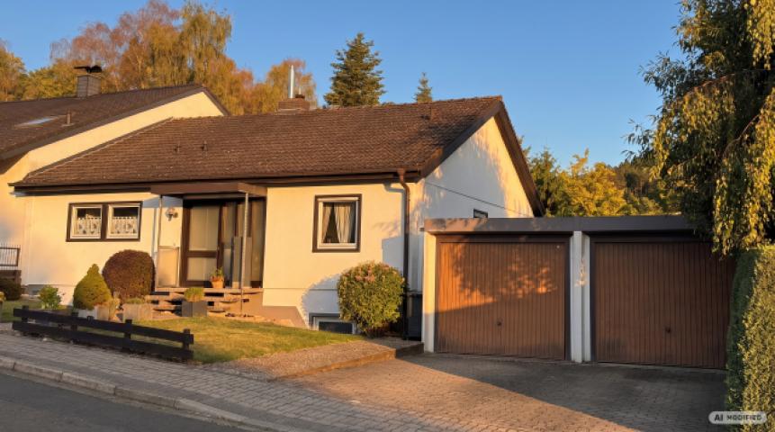 Straßenseite Golden Hour