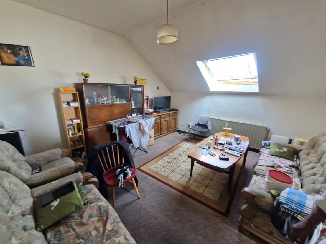 DG Wohnung links