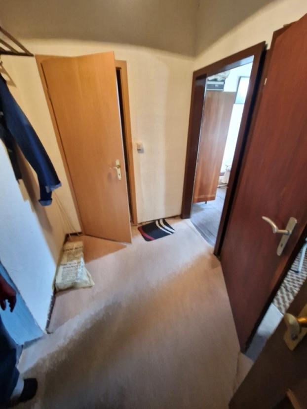 DG Wohnung links