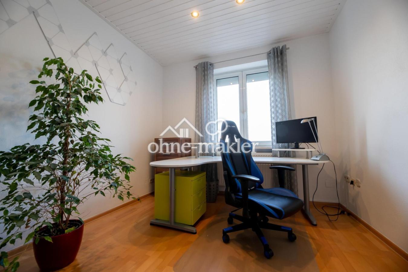 Arbeitszimmer