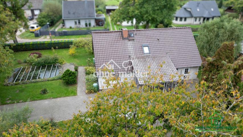 Luftaufnahme Dach und Garten