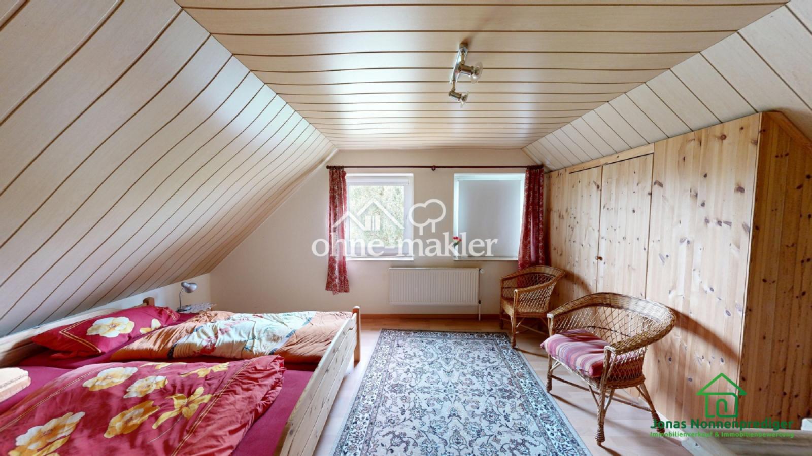 Schlafzimmer im Dachgeschoss