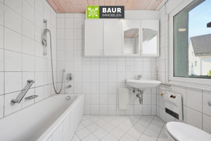 EG Rechts Badezimmer