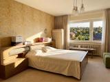 GG: Schlafzimmer (KI-generiert)