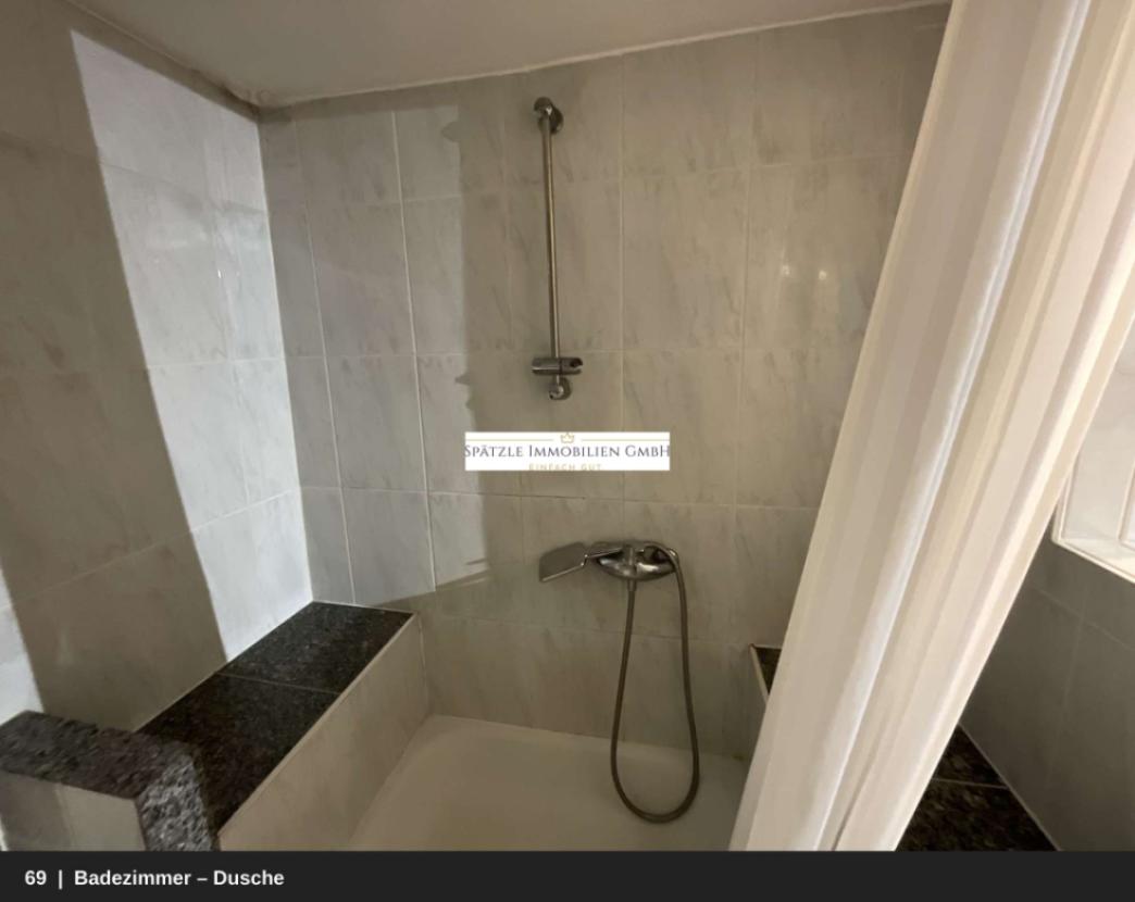 69_Badezimmer_Dusche