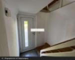 47_Eingangsbereich_mit_Treppenaufgang