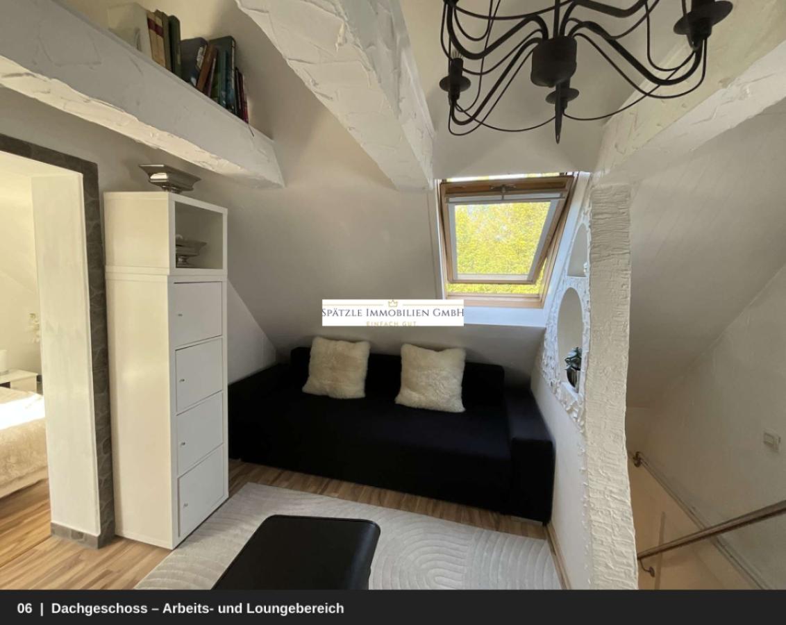 06_Dachgeschoss_Arbeits_und_Loungebereich