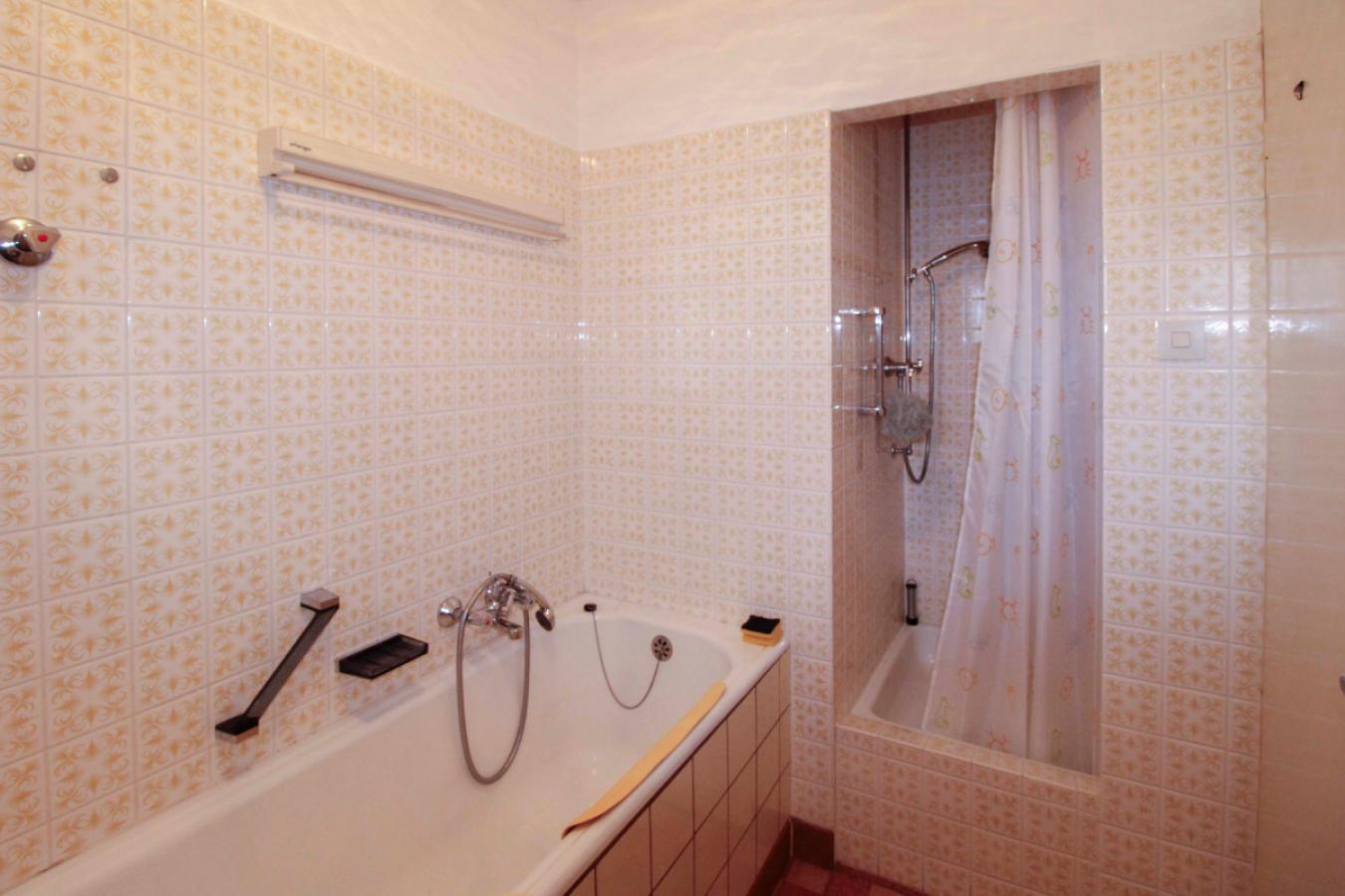 Badezimmer EG Losheimer Straße
