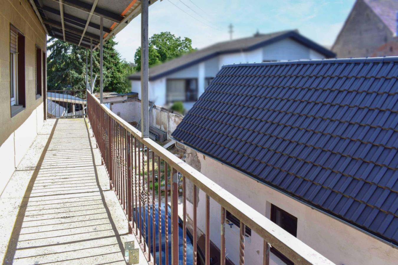 Balkon OG