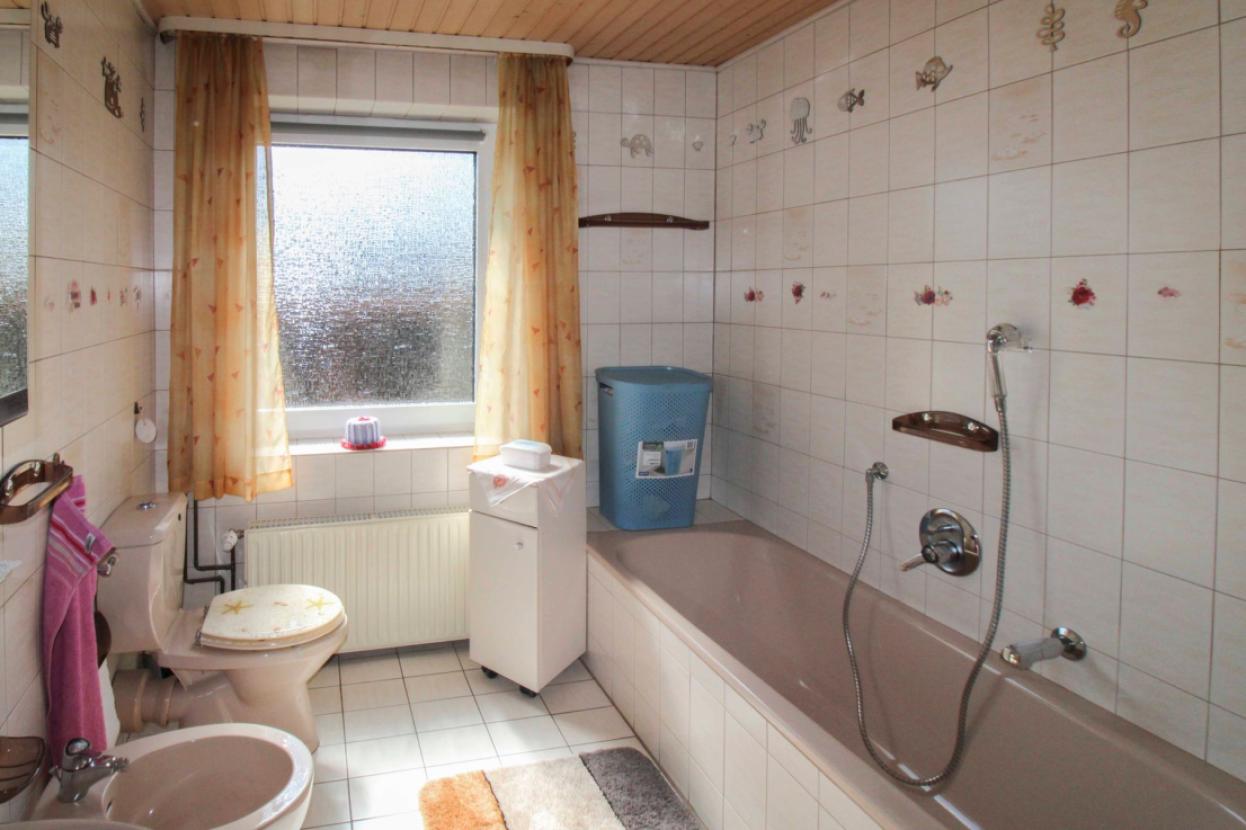 Badezimmer (2)
