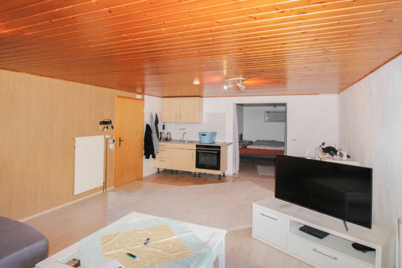 Wohnzimmer Keller (2)