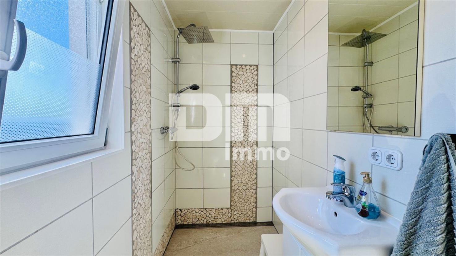 EG Badezimmer / Dusche