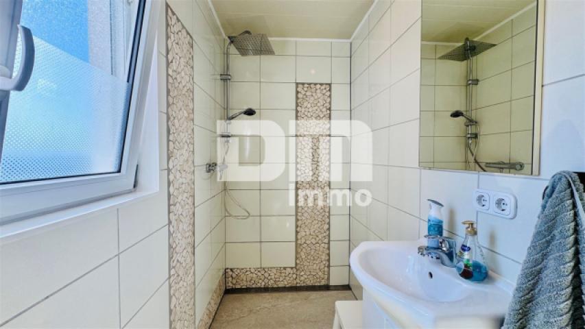 EG Badezimmer / Dusche