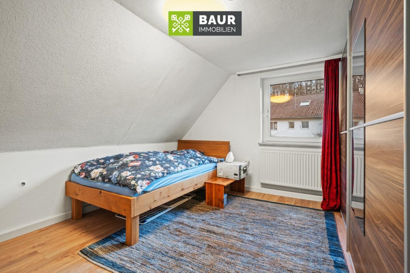 Schlafzimmer DG