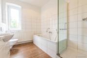 EG Links - Badezimmer