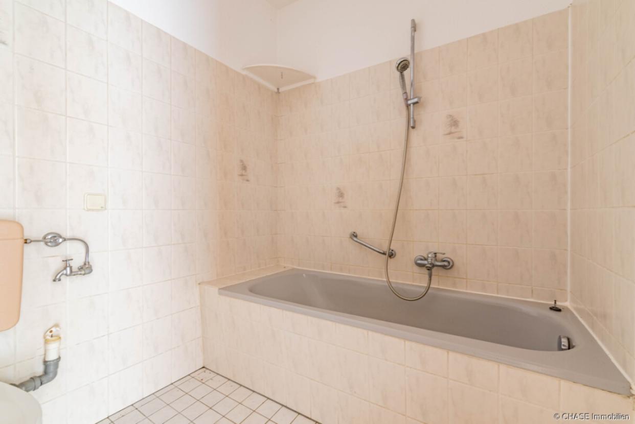 EG Hinten - Badezimmer 1