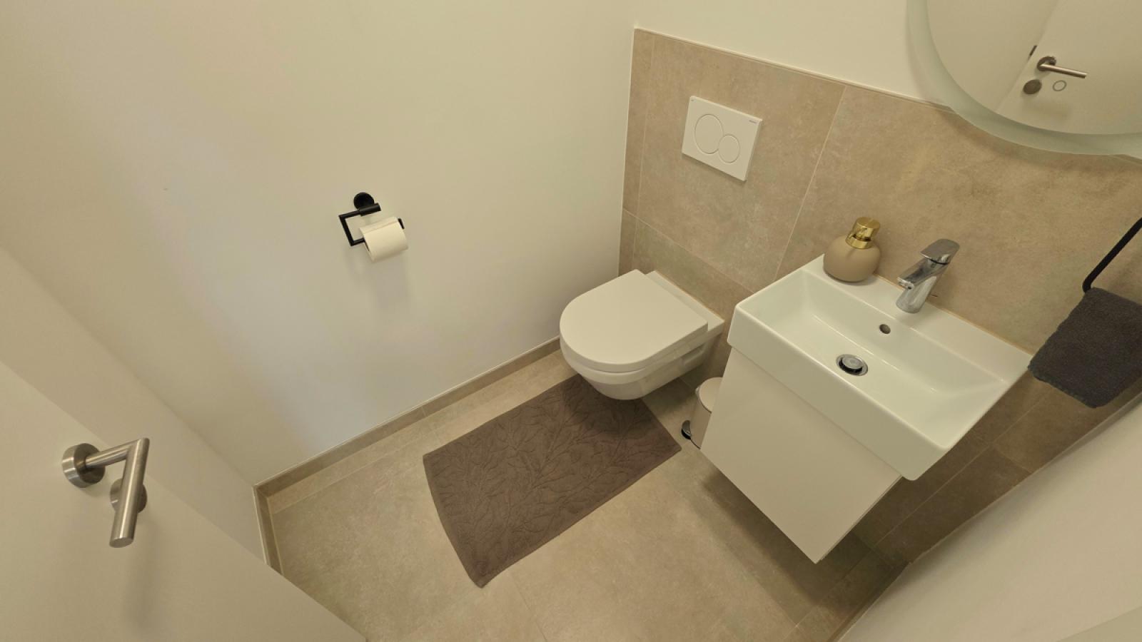 Separates Gäste WC
