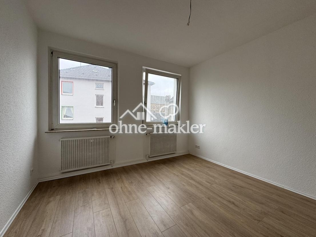 Zimmer 2, Blick Fenster