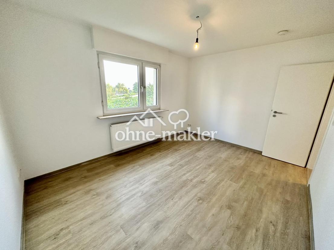 Zimmer 2 OG