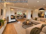 Wohnzimmer mit Kamin und Essbereich