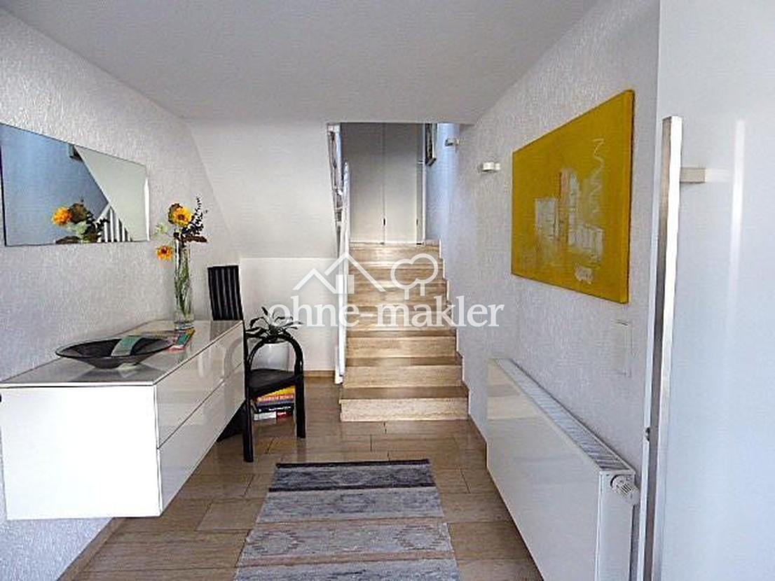 Eingang mit Garderobe