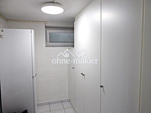 Vorrat mit Einbauschrank