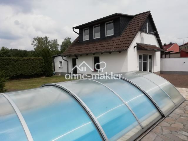 Ferienhaus mit Pool