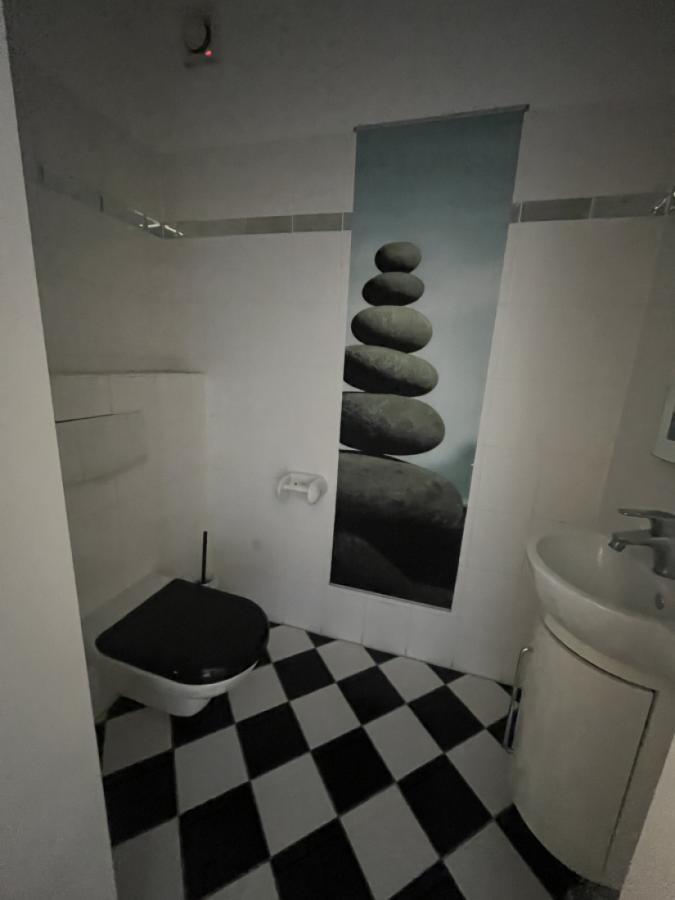 Gäste-Toilette