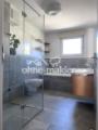OG: Bad 1 mit Dusche + Wanne