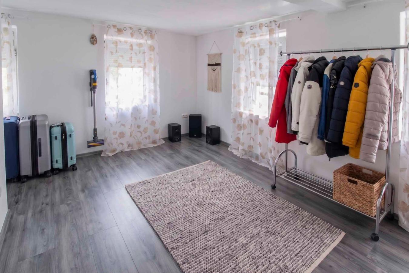 Büro EG