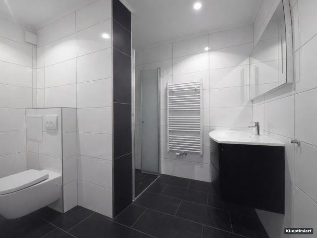 KI-optimiert – Badezimmer 1