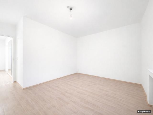 KI-optimiert – Schlafzimmer 1