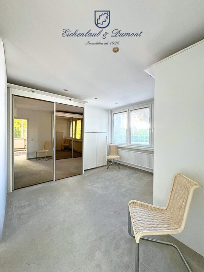 Ankleidezimmer EG