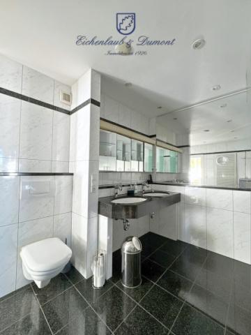Badezimmer EG