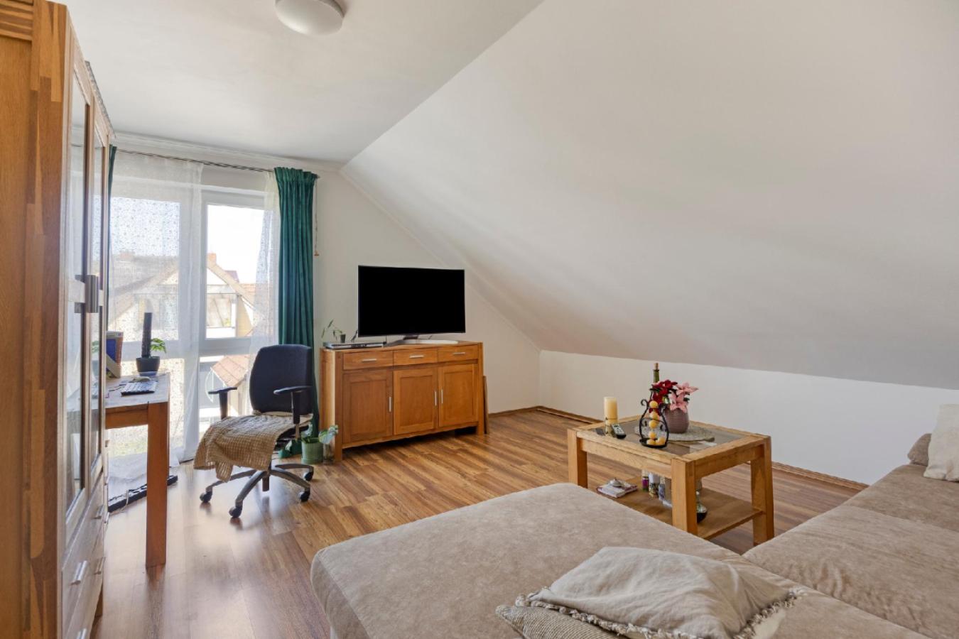 DG: Kind/Gast/Büro 1