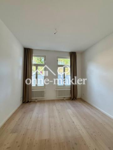 SCHLAFZIMMER II