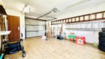 Garage / 2x Separater Zugang