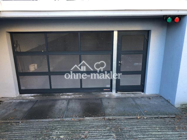 Tiefgarageneinfahrt