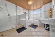Badezimmer / Obergeschoss