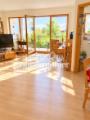 Sonniges Wohnzimmer