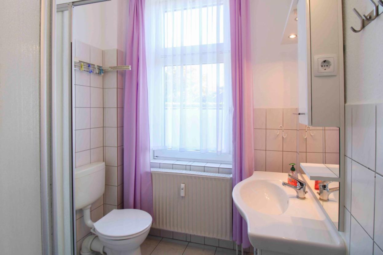 Beispielbadezimmer Fewo