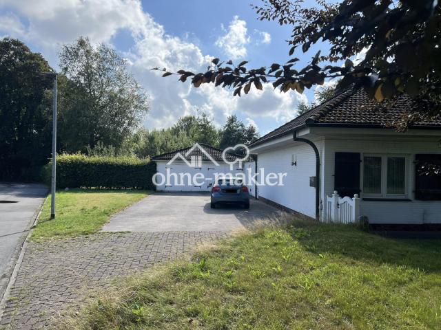 Einfahrt zur Garage