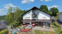 Terrasse mit Gartenblick